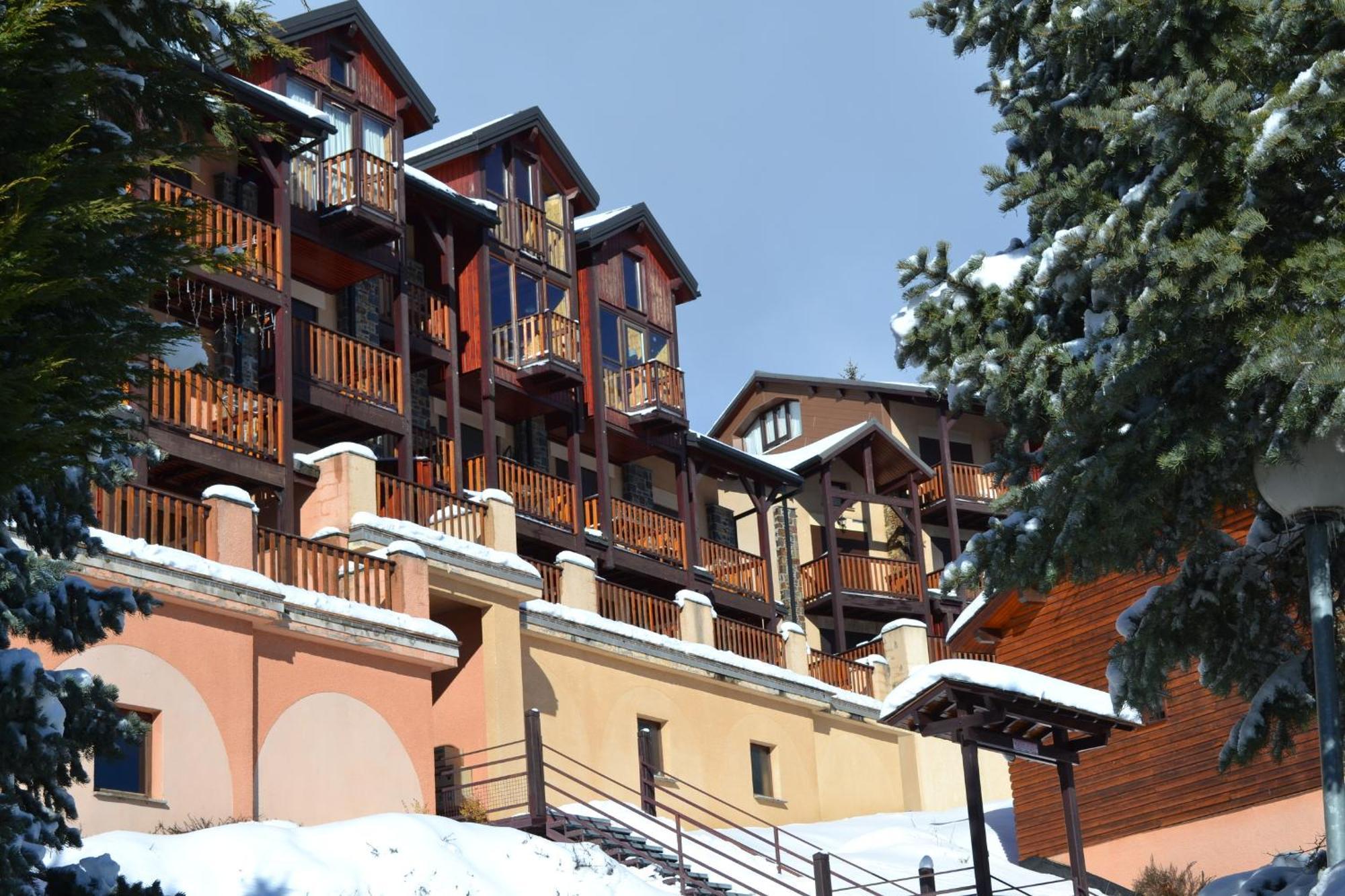 Studio Cabine Chaleureux A Pyrenees 2000 - Wifi Et Parking Prive Bolquere Pyrenees 2000 Екстериор снимка